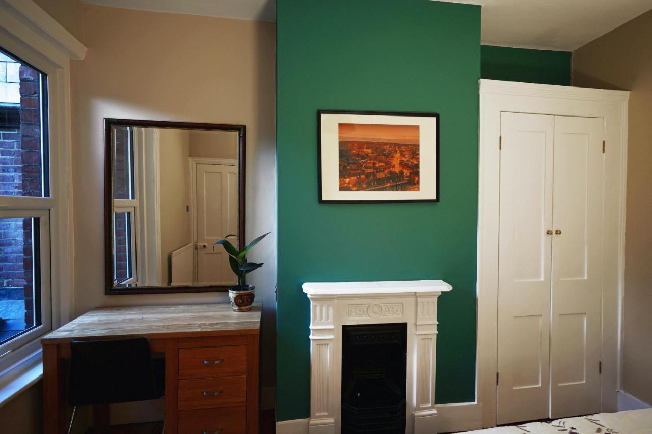 Tastefully Decorated 1-Bed With Free Parking - At Hem Appartement Winchester Buitenkant foto