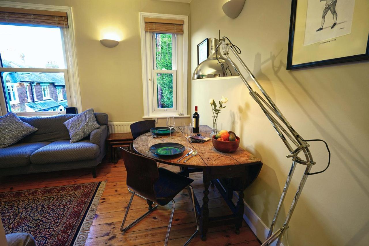 Tastefully Decorated 1-Bed With Free Parking - At Hem Appartement Winchester Buitenkant foto